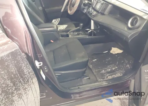 2016 Toyota Rav4 Le z USA, uszkodzony, nr VIN 2T3BFREVXGW431449